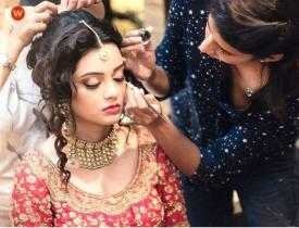 Diploma in Bridal Fashion and Makeup Artist